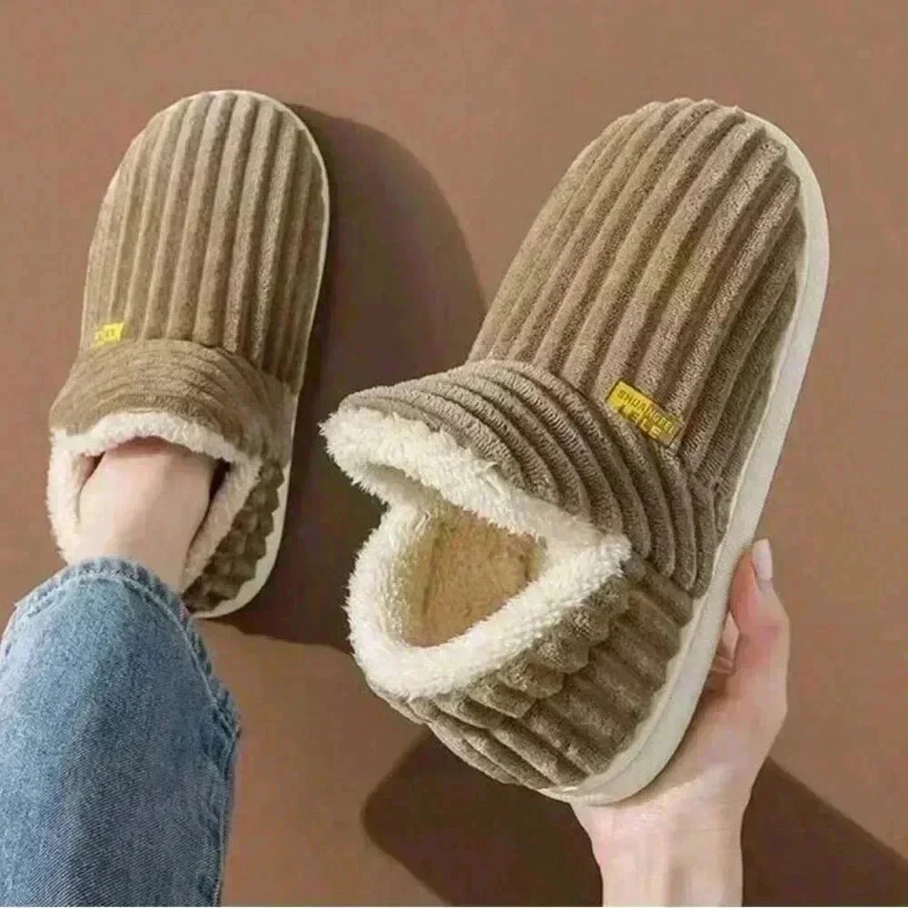 Letter Label Decor Fuzzy Slipper Boots size 5-7 new